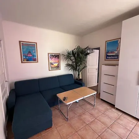 Maison Dans Les Rues Pietonnes Du Vieux 耶尔